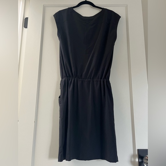 Prana black athletic dress with pockets - Picture 2 of 2